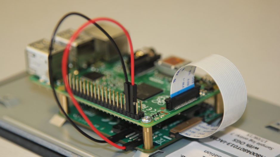 Branchement de l'écran tactile sur la Raspberry Pi