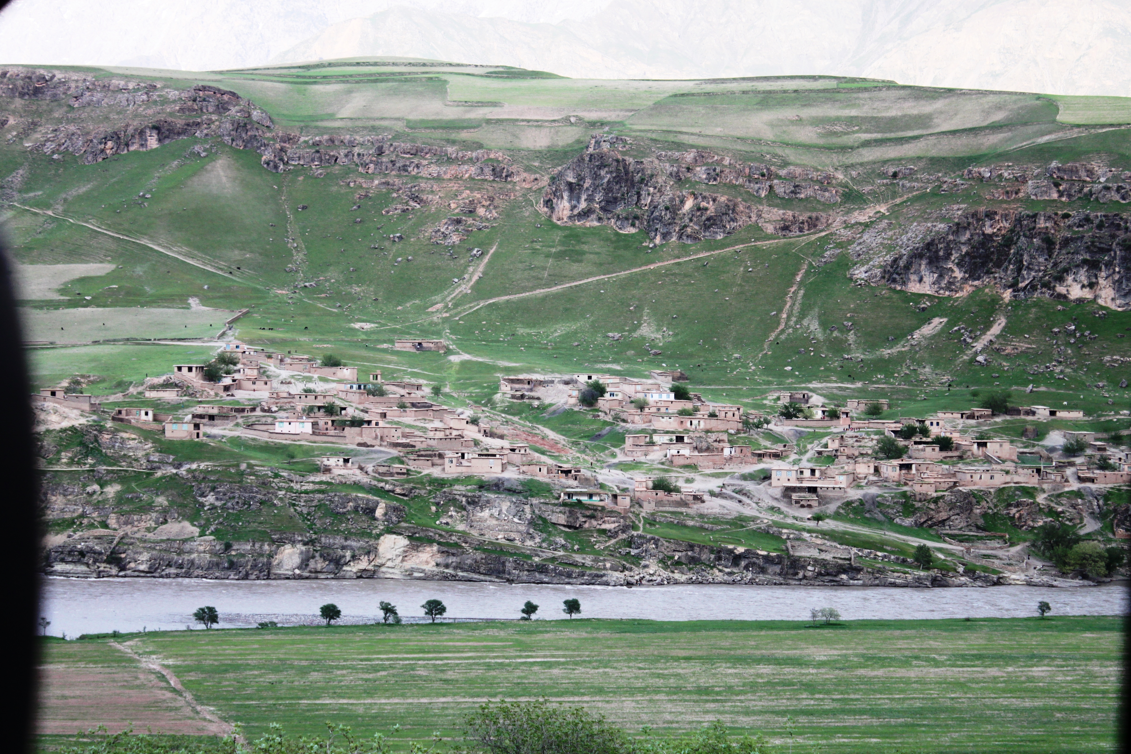 Afghan villages on other side of the river. Photo by Abdulfattoh Shafiev