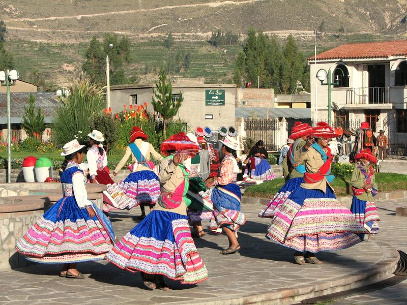 Wititi, la "danza del amor", Yanque, Valle del Colca, Arequipa, Perú. Imagen en Flickr del usuario Jorge Gobbi (CC BY 2.0).