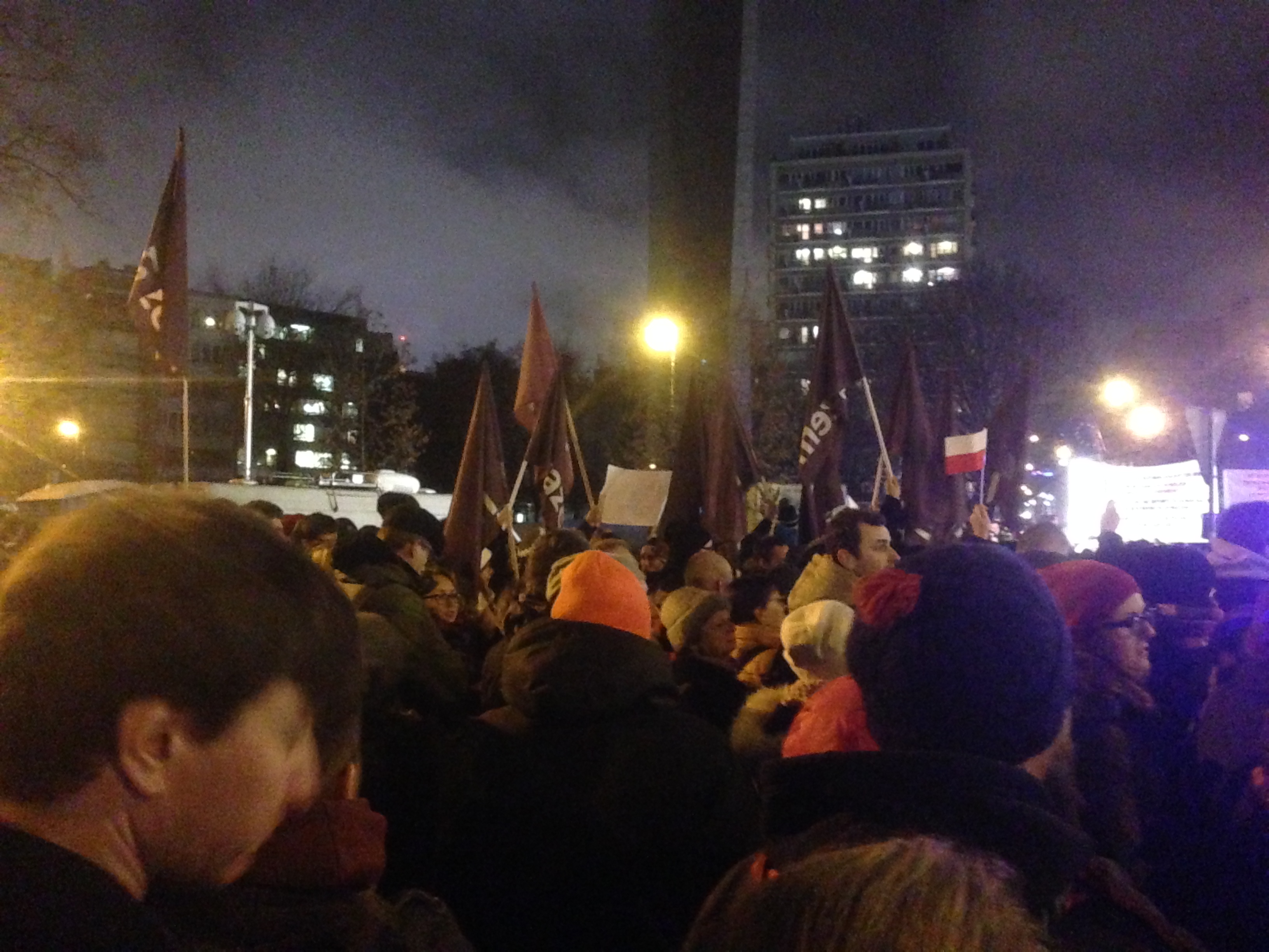Protest in front of the Parliament building. December 2nd 2015, Photo by Anna Gotowska CC 2.0