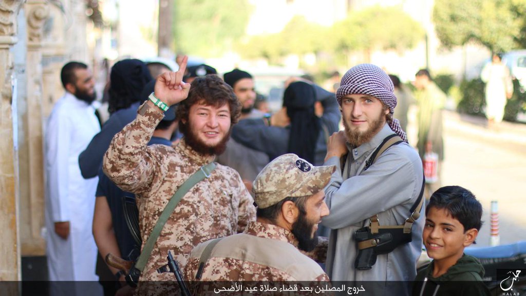 Daesh Terror Group Foreign Fighter after Friday's Prayer In #Aleppo. Source: @Terror_Monitor on Twitter
