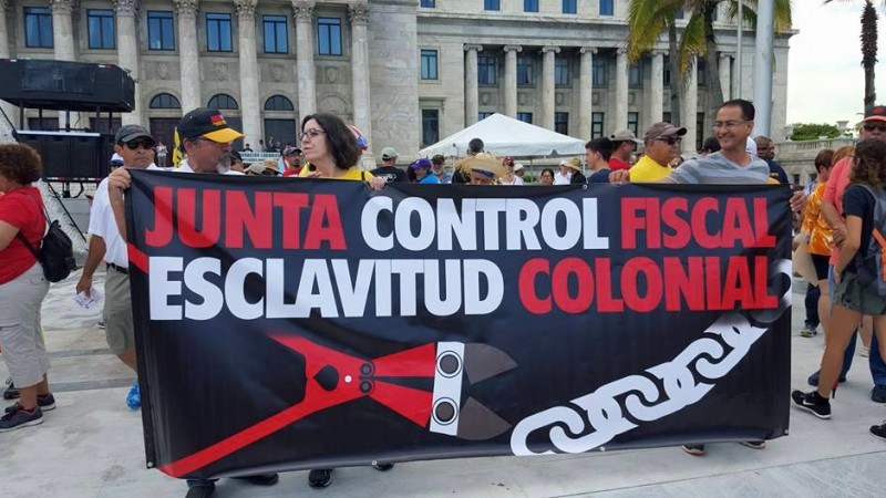 Marcha contra la Junta de Control Fiscal en San Juan, Puerto Rico. Foto por el autor.