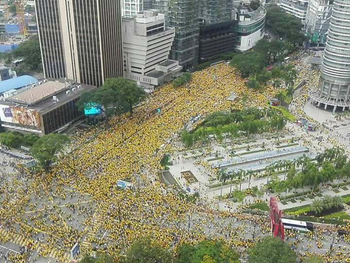 More than 10,000 protesters joined the Bersih rally in Malaysia calling for the resignation of the prime minister. Photo from the Facebook page of Bersih.