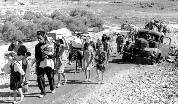 Palestinian refugees leaving Galilee during the period of the Nakba in 1948. PHOTO: Public domain.