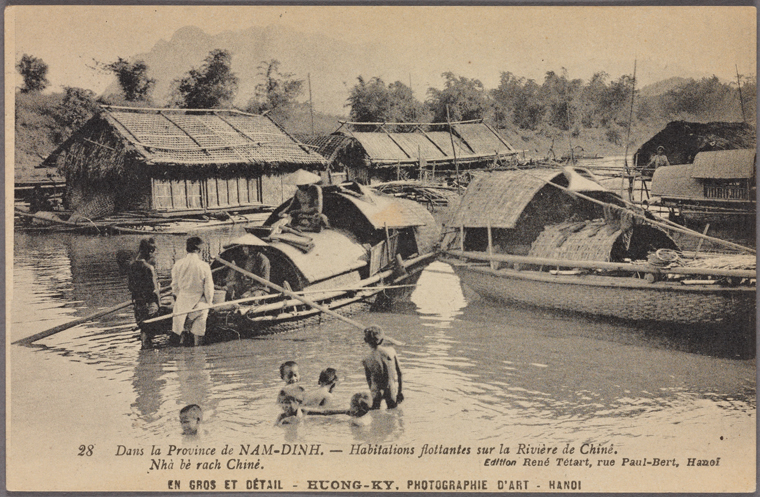 A houseboat in a river in Nam Dinh province. Photo from The New York Public Library Digital Collections