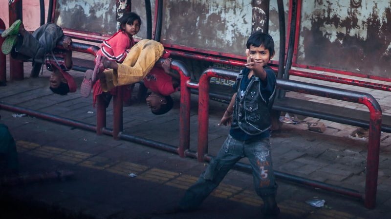 Street kids playing in Ahmedabad. Image from Flickr by Sandeep Chetan. CC BY-NC-ND 2.0
