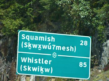 English: Photo of bilingual road sign in Engli...