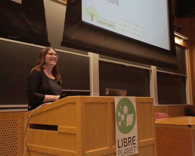 Karen Sandler speaking at LibrePlanet 2016