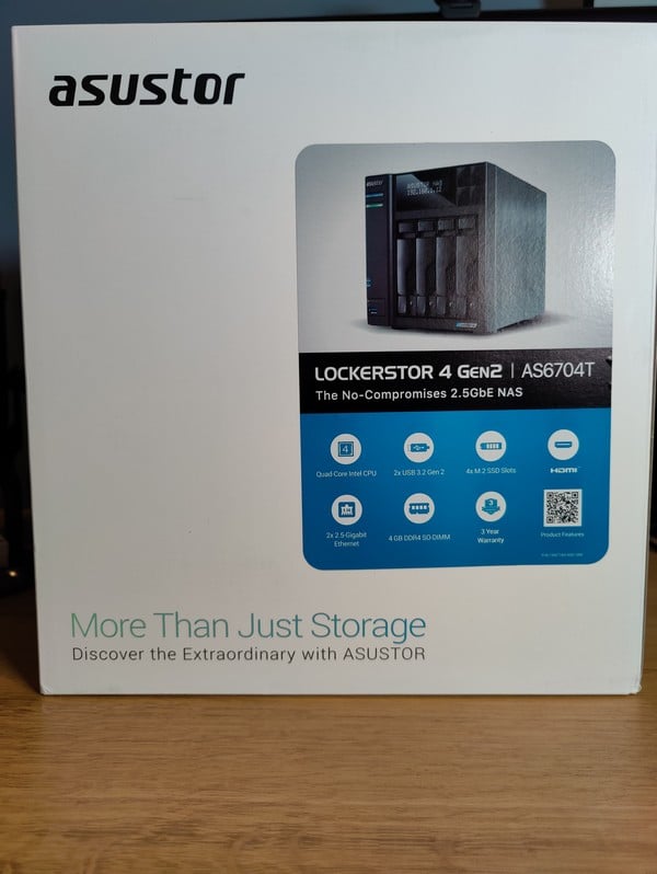 Test Asustor Lockerstor 4 Gen2 - Boite